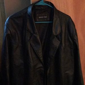 Oscar pile leather jacket men’s sz lg.